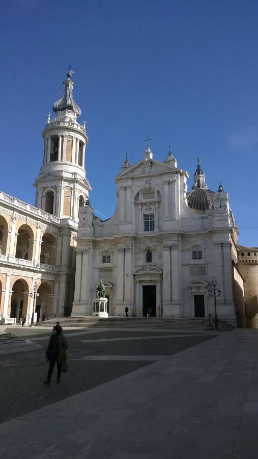 B&B I Tre Bassotti Loreto Zewnętrze zdjęcie